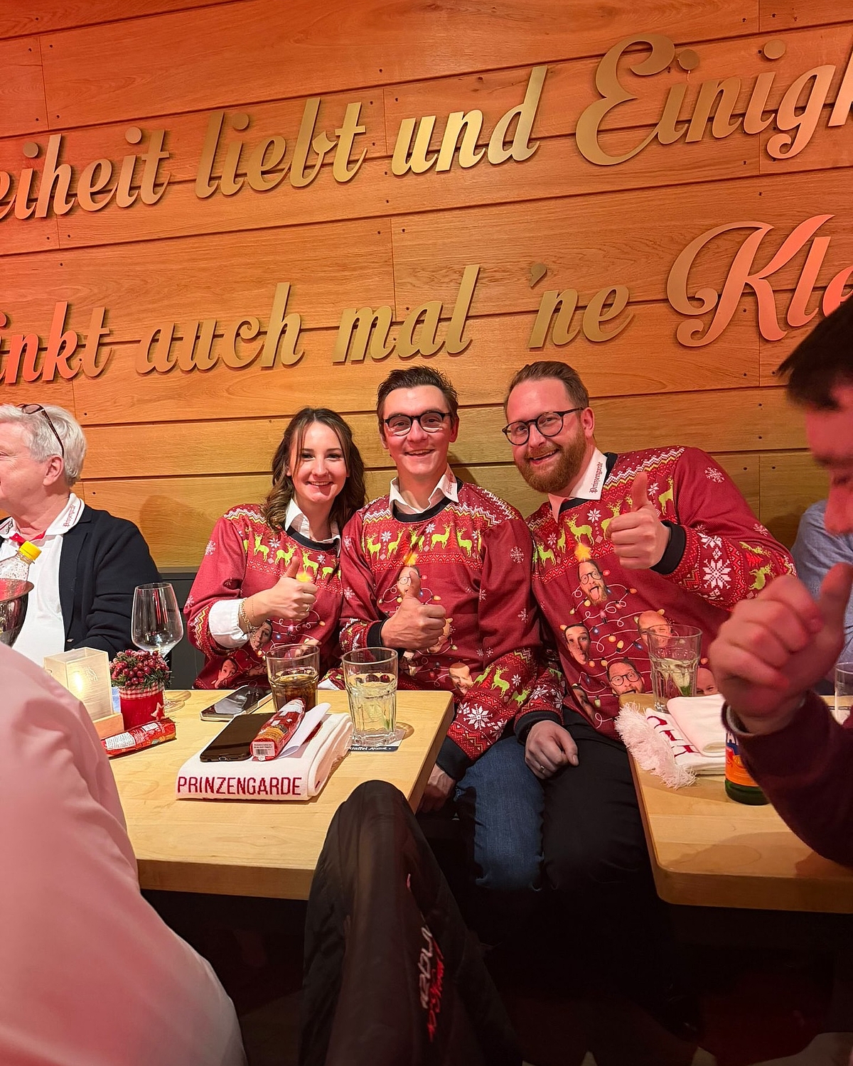 ✨ Nikolausfeier der Prinzengarde 2025 ✨

Gestern haben wir wieder gezeigt, wie Tradition, Spaß und Gemeinschaft...