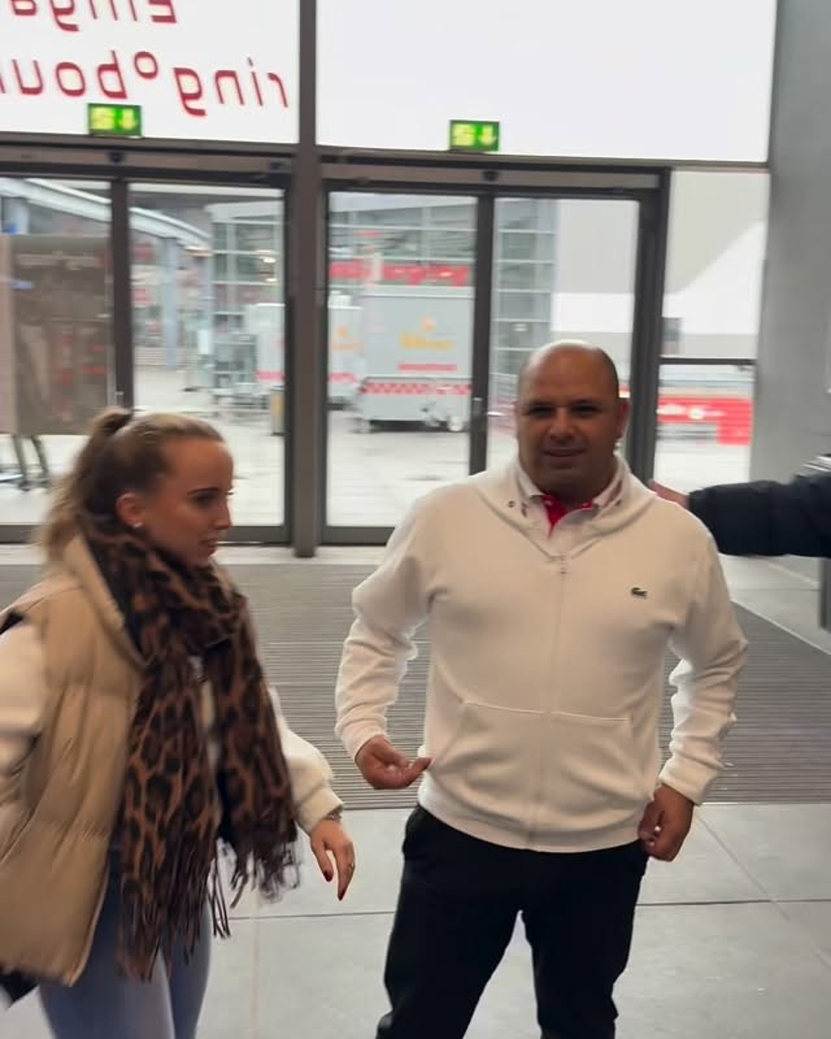 Erste Aufgabe unseres neuen Anwärters Arios. 
Wir sagen Herzlich willkommen in der Prinzengarde 😂 @arios2.2...